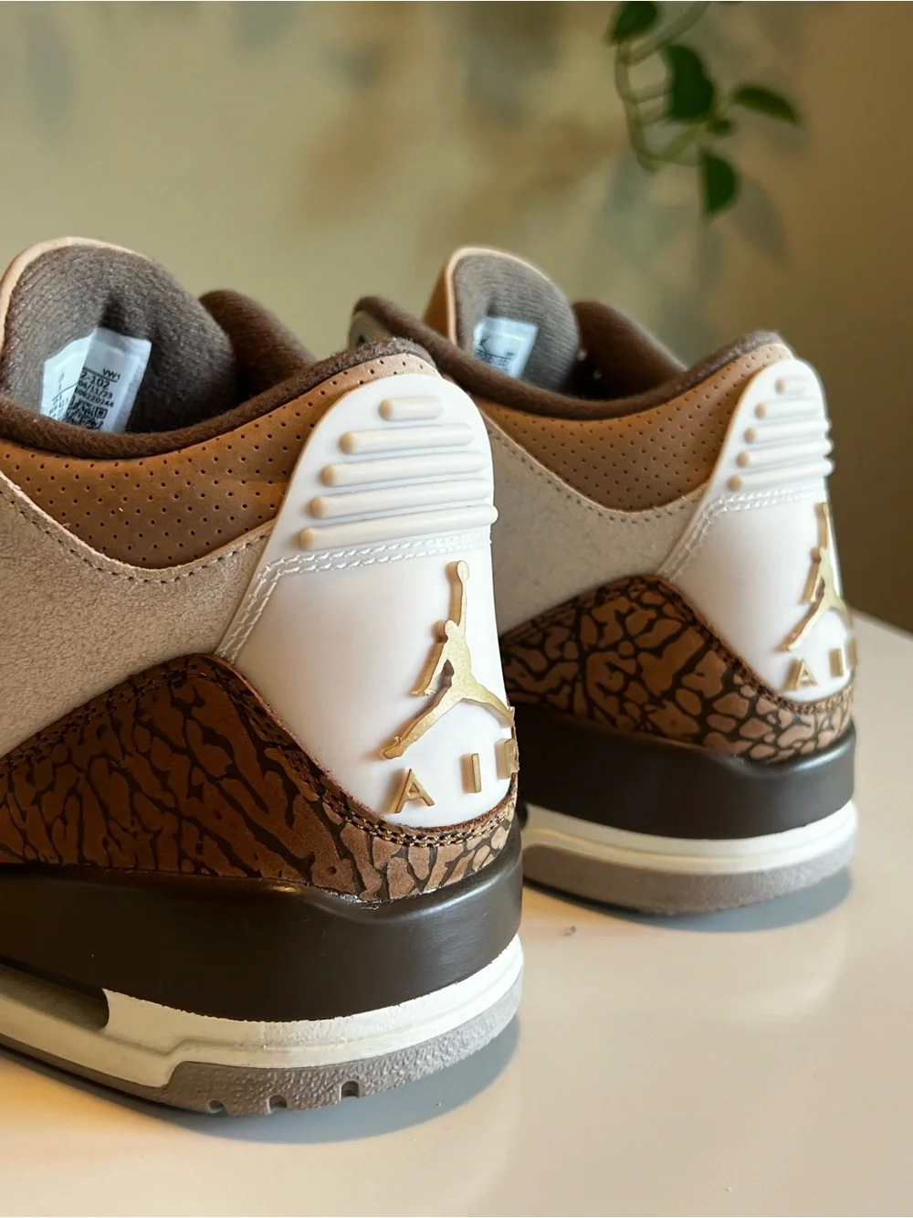 Air Jordan 3 Jordan - Brown/Metallic Gold